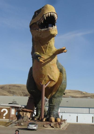 T-rex statue in Drumheller