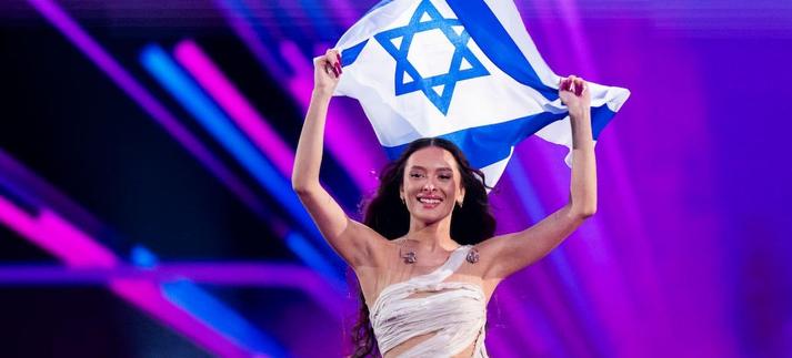 El artista Eden Golan de Israel en el escenario del Festival de Eurovisión 2024 durante la gran final / Martin Sylvest Andersen