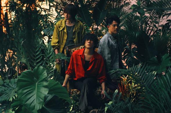 back number’s 'Blue Amber' Bows at No. 1 on Japan Hot 100