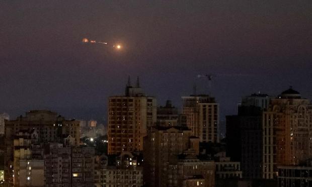 Explosión de un dron ruso en los cielos de Kiev, Ucrania, en una imagen de archivo. (Gleb Garanich)