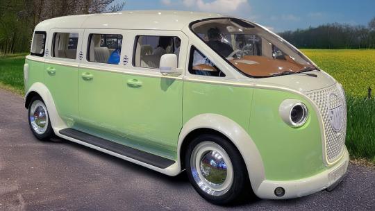 Song San Ripoff of VW Type 2 transporter.