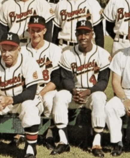 Didn't know that during Ueck's rookie year he sat next to Henry Aaron in the team picture.