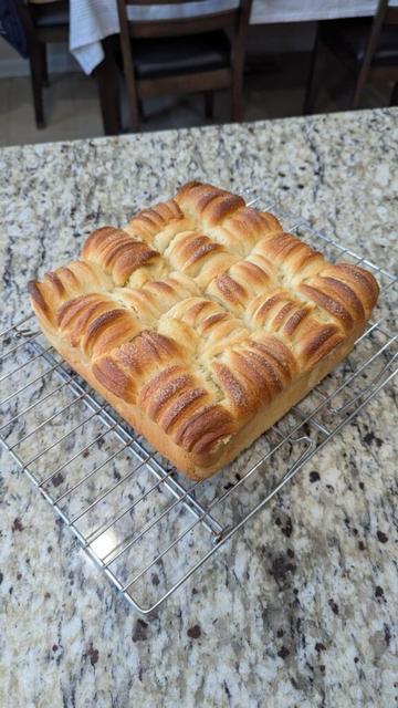 Frangipane Wool Rolls