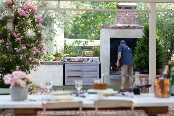 Creating a Culinary Oasis: A Sonoma Chef's Lush Kitchen Garden