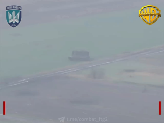 Die "Vögel von Magyar" zerstören eine MT-LB, die Infanterie zusammen mit einem Panzer in der Nähe des Bohdanivka-Dorfes in der Region Donezk tragen