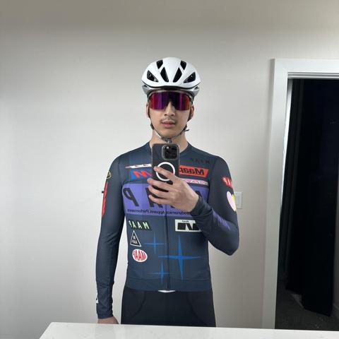 I didn’t like this jersey at first but I kinda do now