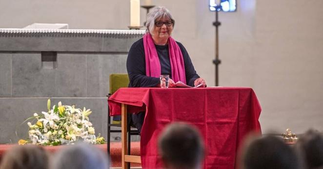 Anna Hüsch-Kraus liest zum 100. Geburtstag ihres Vaters in Moers
