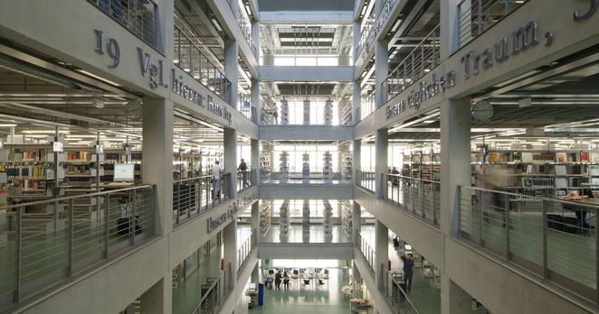 Die Hauptabteilung Publikationsdienste der Universitätsbibliothek der TU Berlin ist verantwortlich für die Open-Access-Buchveröffentlichungen innerhalb des Projekts. Die Hauptabteilung Publikationsdienste der Universitätsbibliothek der TU Berlin ist verantwortlich für die Open-Access-Buchveröffentlichungen innerhalb des Projekts.