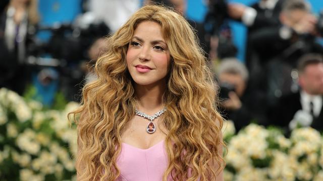NEW YORK, NEW YORK - MAY 05: Shakira attends the 2025 Met Gala Celebrating "Superfine: Tailoring Black Style" at Metropolitan Museum of Art on May 05, 2025 in New York City. (Photo by Dia Dipasupil/Getty Images)