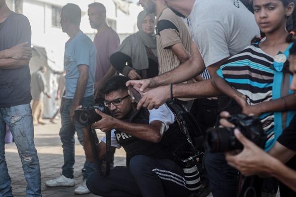 Journalists Gaza starving