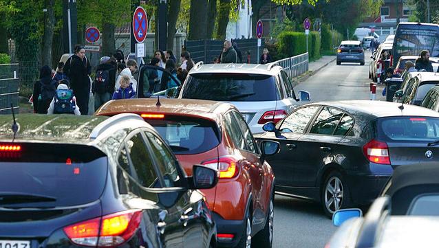 Sicherer Schulweg in München: Eltern machen Druck