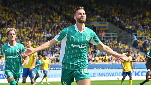 Greuther Fürth verliert gegen Eintracht Braunschweig: Elfmeter ind er NAchspielzeit entscheidet - Sport