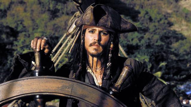 Produzent ist optimistisch: Johnny Depp soll offen für "Fluch der Karibik"-Comeback sein Produzent ist optimistisch: Johnny Depp soll offen für "Fluch der Karibik"-Comeback sein