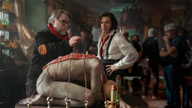 Oscar Isaac, Guillermo del Toro behind-the-scenes for 'FRANKENSTEIN'.
