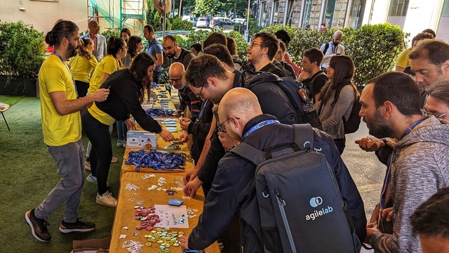 People at the conference entrance 