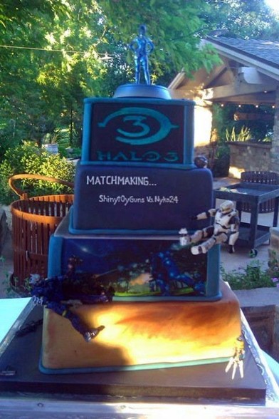 Halo 3 Wedding Cake