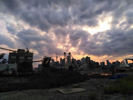 Cloudy sunset over Toronto, view from the wasteland-inspiring Pier 35