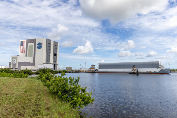 Pic of the Pegasus barge at the wharf with the NASA VAB on the left.