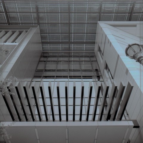 Black and white photograph looking up the front face of a modern multistory building. A grid of solar panels can be seen at the highest level.

📷 Bronica S2
🎞️ Illford FP4
🧪 Kodak HC110