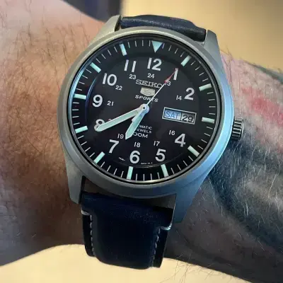 Seiko SNZG11K1