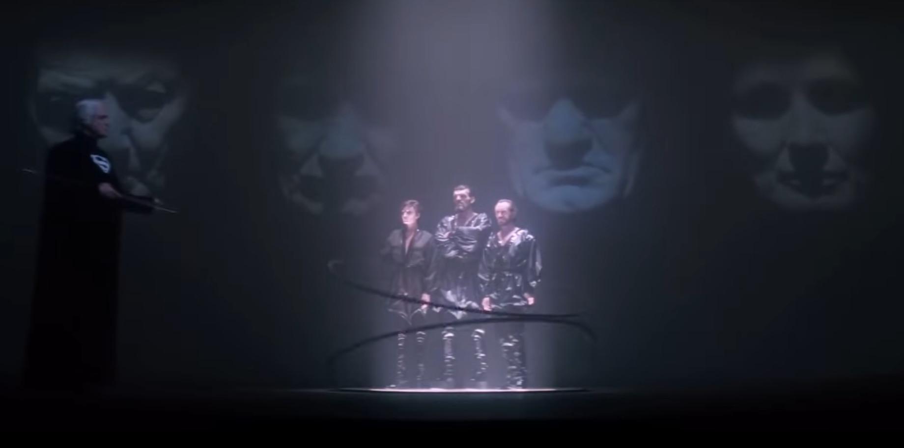 Jor-El looks on as two rings appearing to spin atop each other imprison General Zod and his associates. Jor-El looks on as two rings appearing to spin atop each other imprison General Zod and his associates.