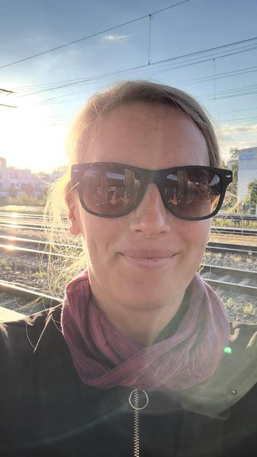 Heidi at the train station 