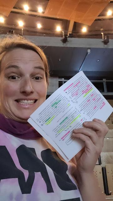 Heidi and her colourful notes