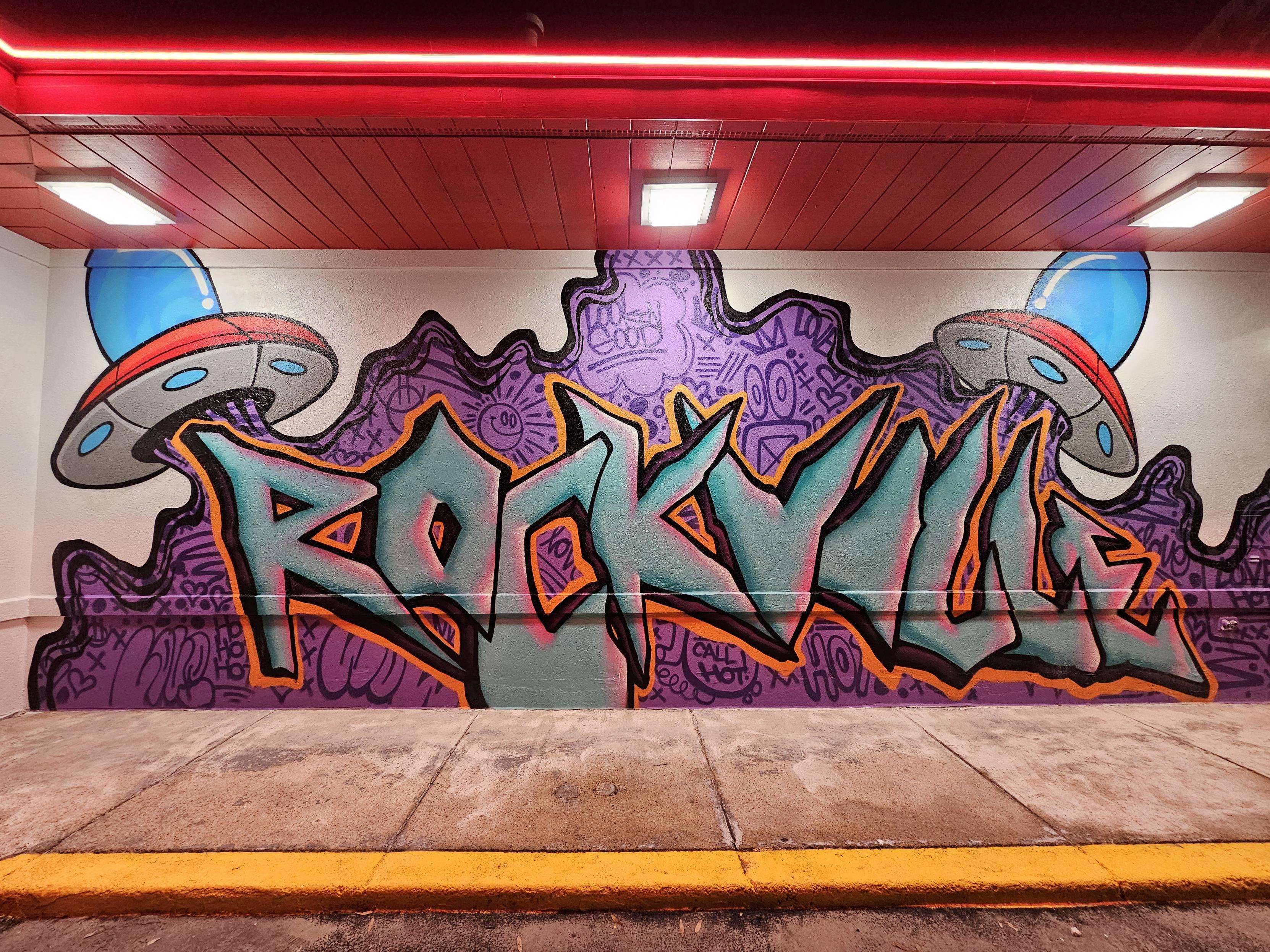 Dave's Hot Chicken Graffiti