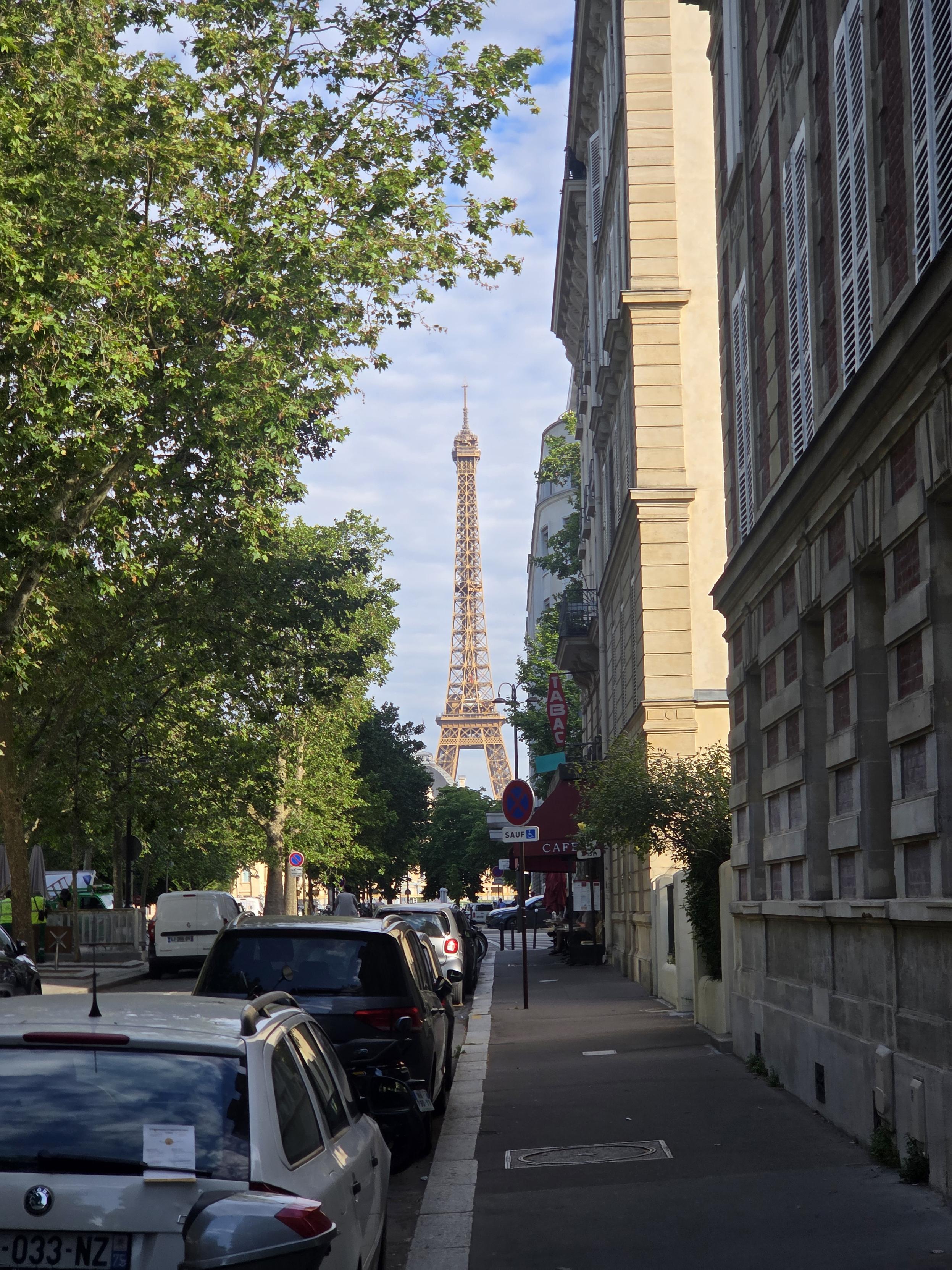 The eiffel tower from far away in Paris