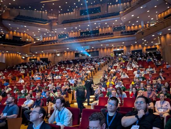 People in the audience 