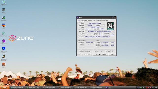 Windows XP Screenshot of the desktop. 